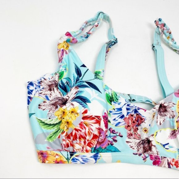 Moontide | Floral Bikini Top Size 30 D / DD - Picture 2 of 9